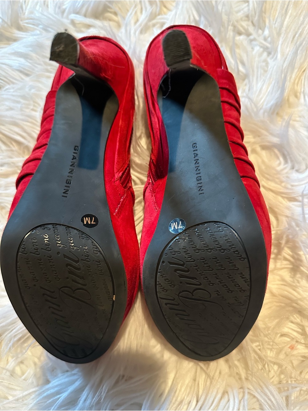 Gianni Bini Red Suede Ruched Ankle Booties - - Picture 2 of 6